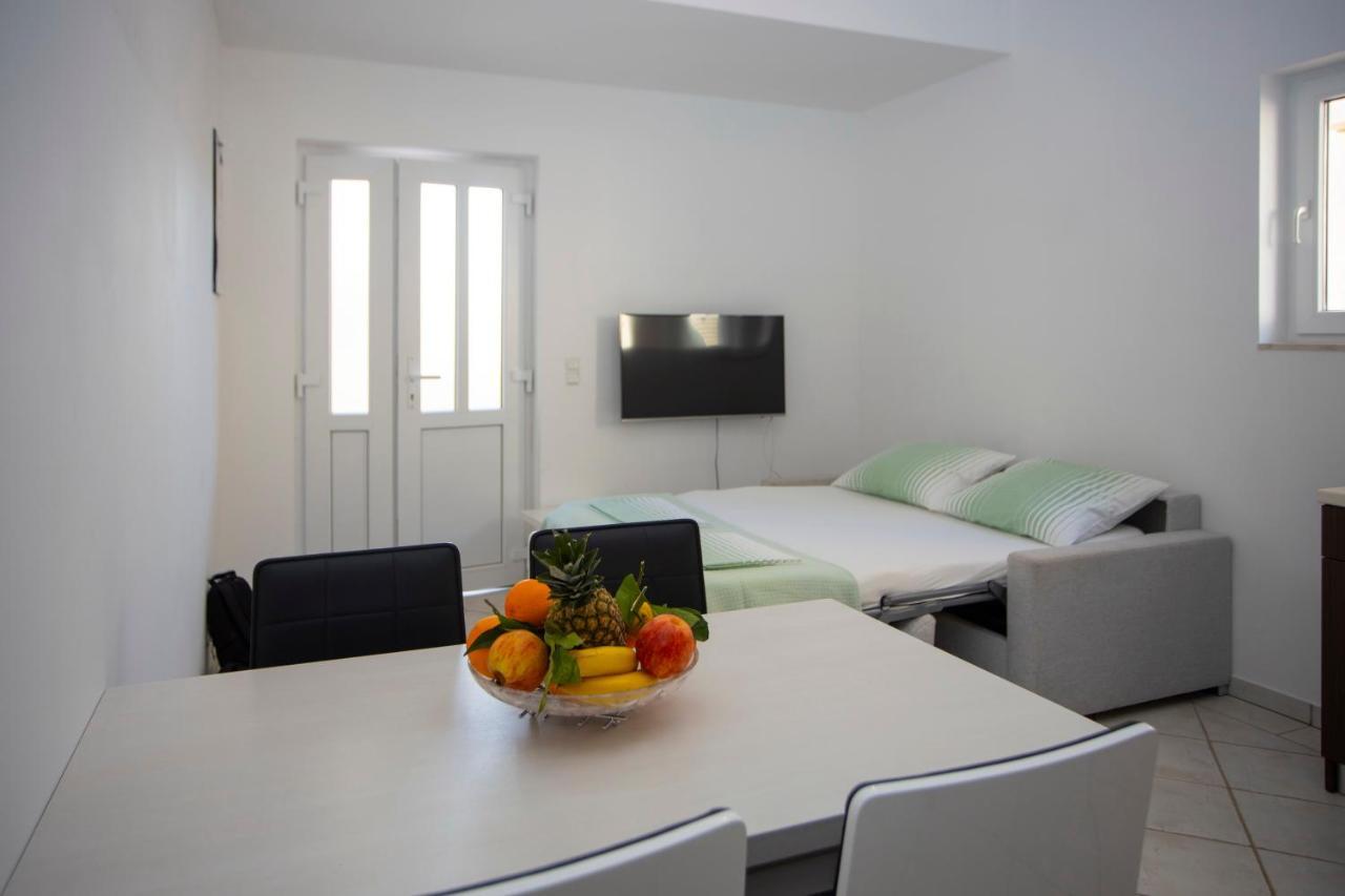 Apartment Domo Макарска Экстерьер фото