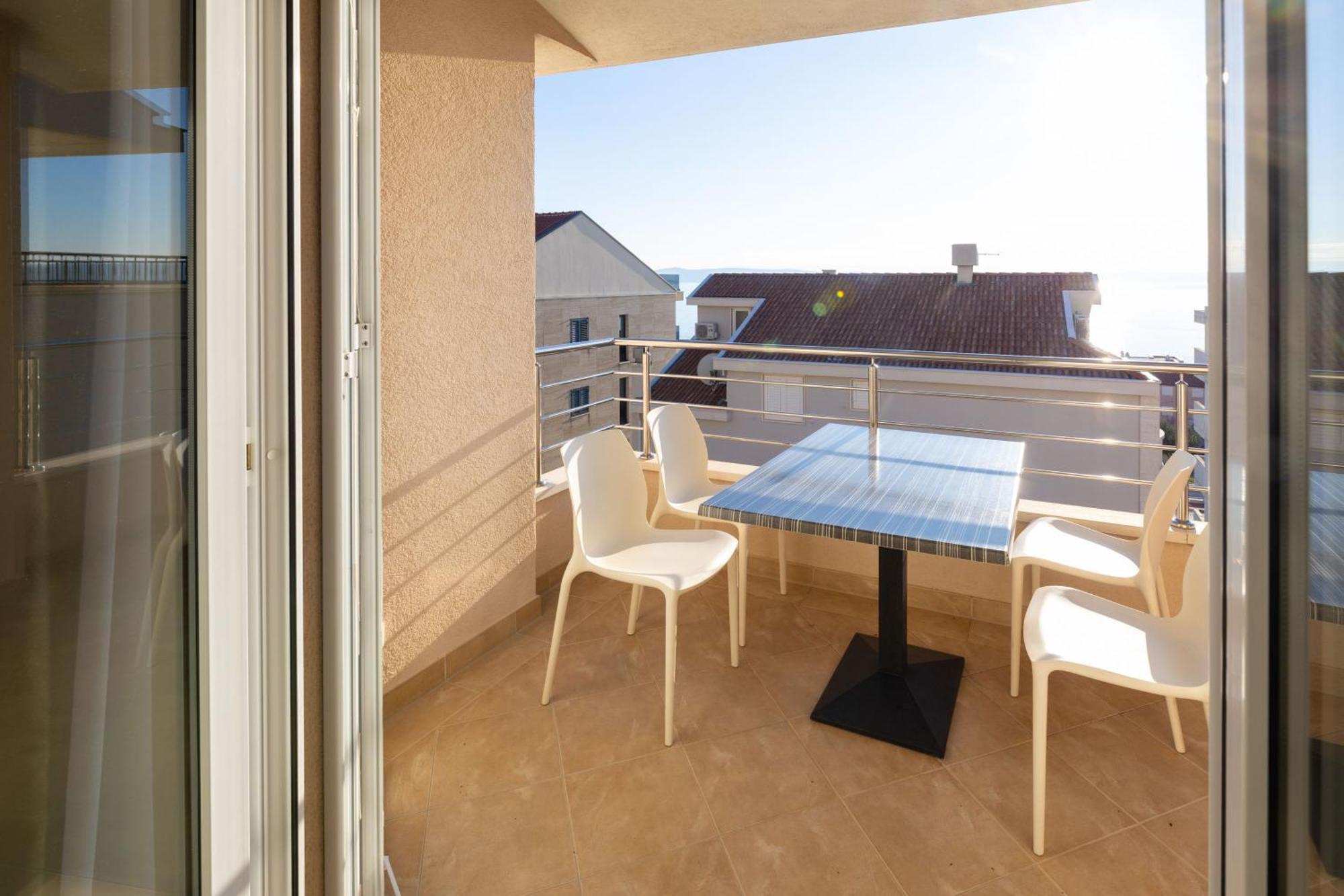 Apartment Domo Макарска Экстерьер фото