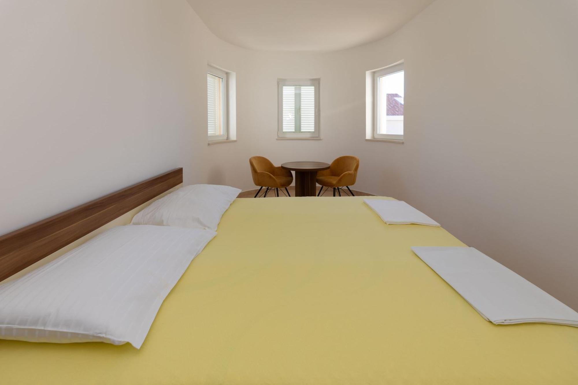 Apartment Domo Макарска Экстерьер фото